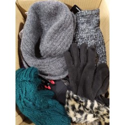 Complementos invierno mujer gorros guantes bufandas