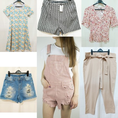 Lotto di Abbigliamento...