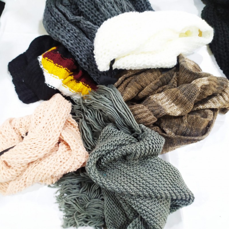 Wholesale gloves sale and scarves