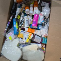 Caja Cosmética al por Mayor – 200 Unidades de Marcas Europeas