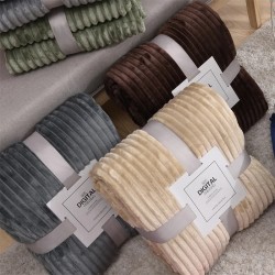 Pallet di Coperte all’Ingrosso – 180-200 Pezzi Tessile Casa