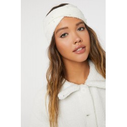 Wholesale Winter Accessories Lot – Scarves, Gloves and Hats