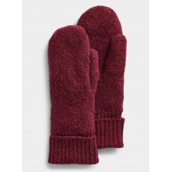 Wholesale Winter Accessories Lot – Scarves, Gloves and Hats