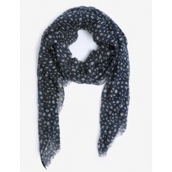 Wholesale Winter Accessories Lot – Scarves, Gloves and Hats