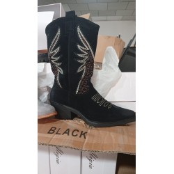 Palet de Calzado de Mujer – Botas y Zapatos por Lotes