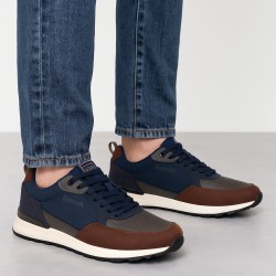 Palet de Calzado Nuevo al por Mayor – Zapatillas Surtidas para Reventa