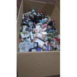 Lote de Droguería, Cosmética y Limpieza al por Mayor