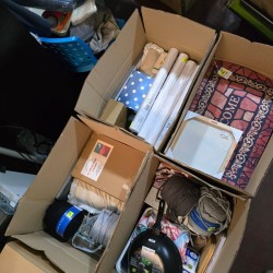 Wholesale mixed pallet of new products for resale