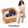 TRENDYOL al por mayor: palet y modelo con bolso del surtido. Imagen representativa