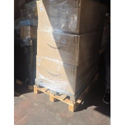 Foto real de ejemplo: palet de cajas de devoluciones de Amazon